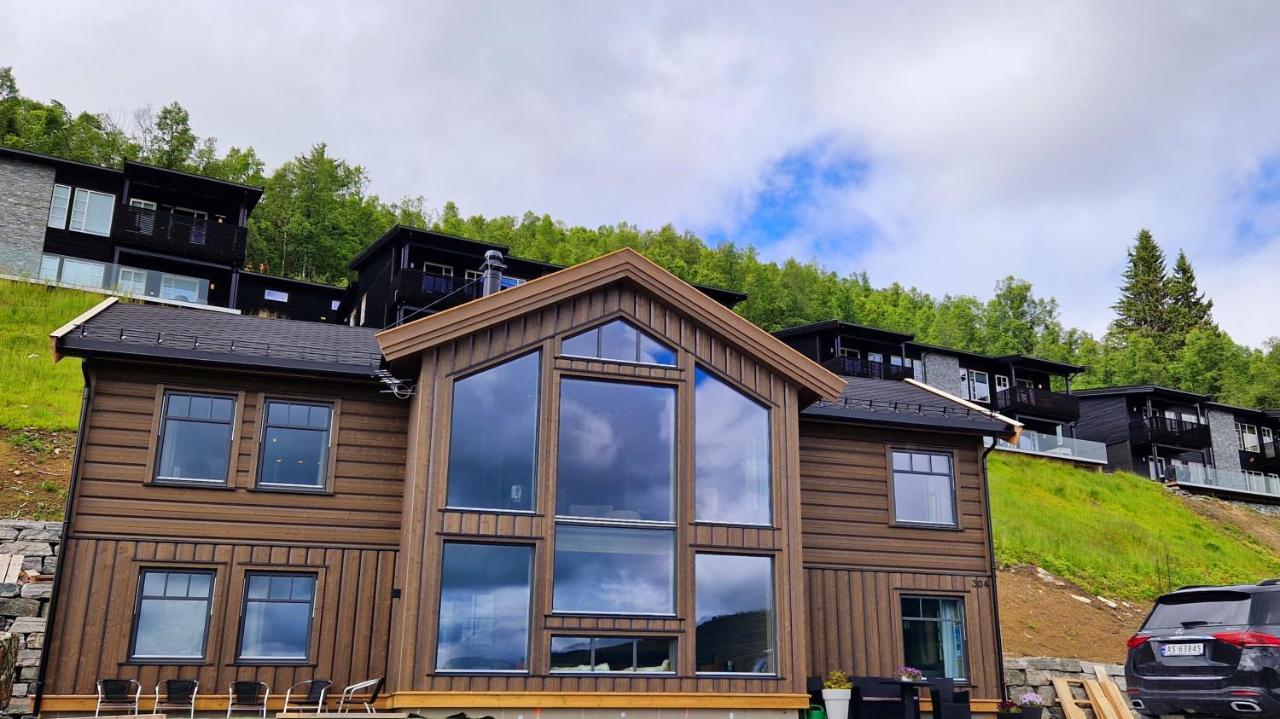 Mlodge - The Mountain Lodge ซงดาล ภายนอก รูปภาพ