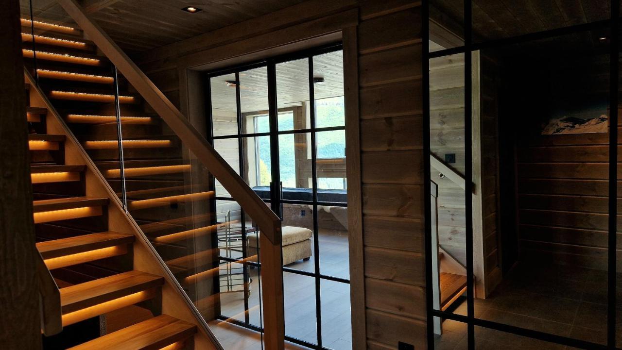Mlodge - The Mountain Lodge ซงดาล ภายนอก รูปภาพ